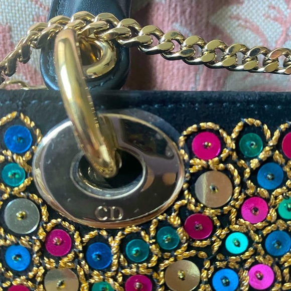 RARE Limited Edition!! Chriatian dior mini lady dior crossbody bag. - Picture 6 of 16